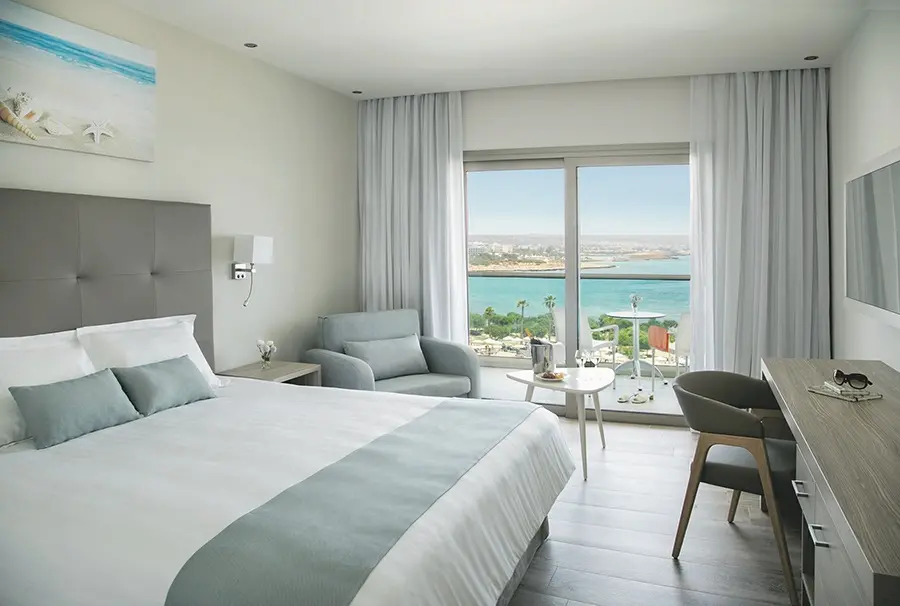 Asterias Beach Hotel gallery image 11