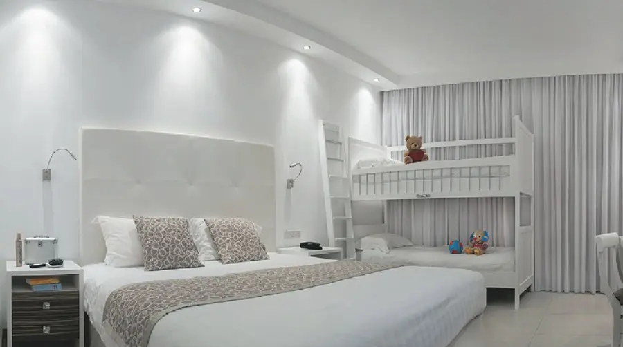 Asterias Beach Hotel gallery image 12