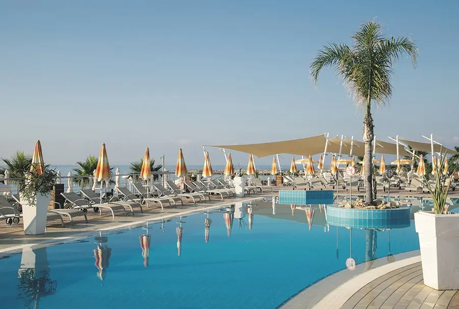 Asterias Beach Hotel