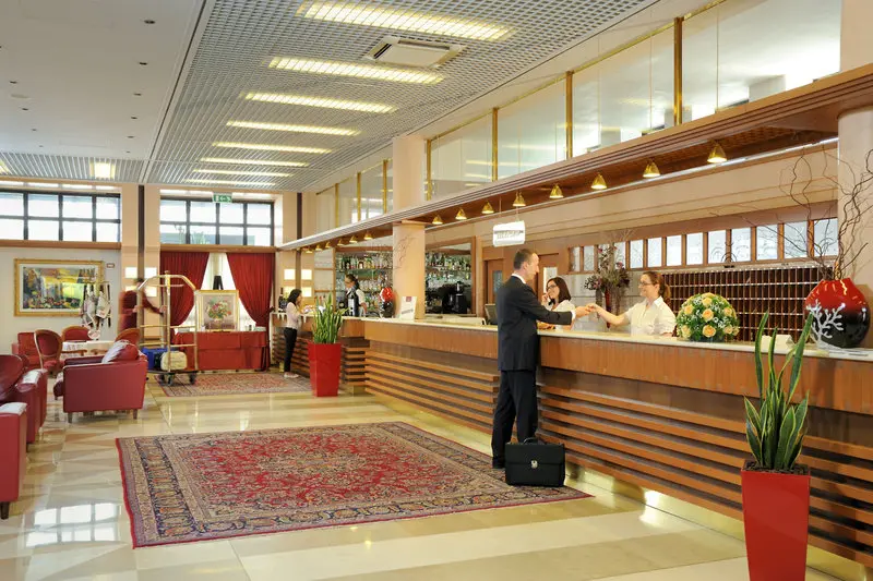 Grand Hotel La Chiusa di Chietri gallery image 10