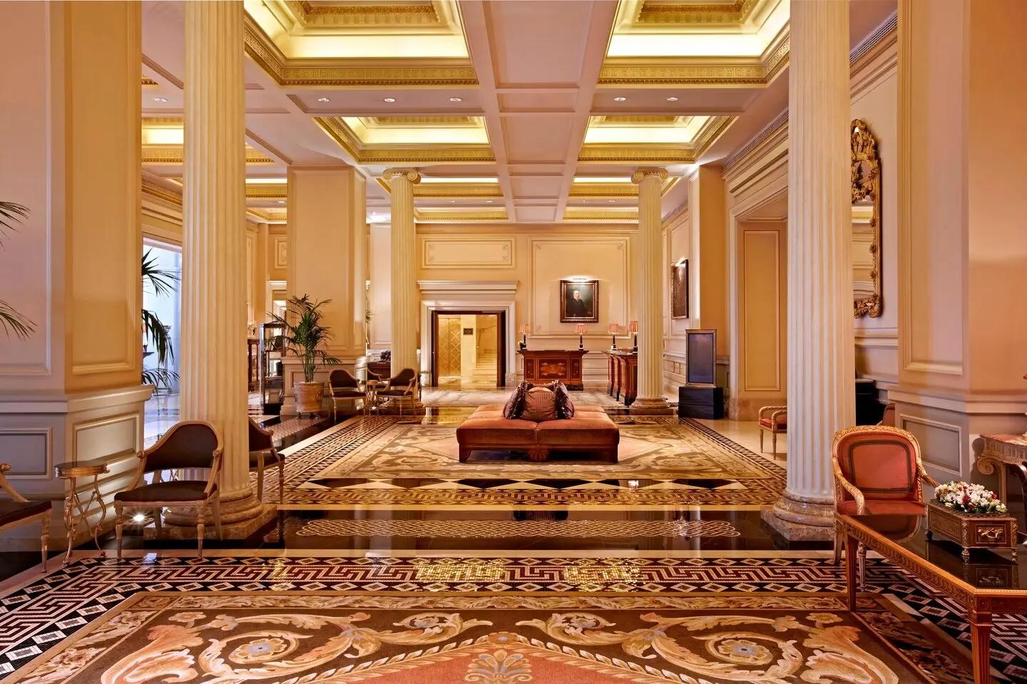 Grande Bretagne Hotel gallery image 1