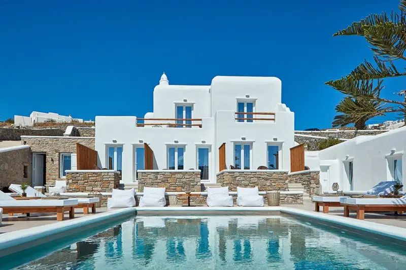 Mykonos Waves