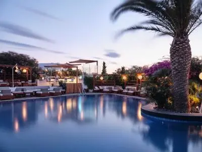 Belvedere Hotel gallery image 1