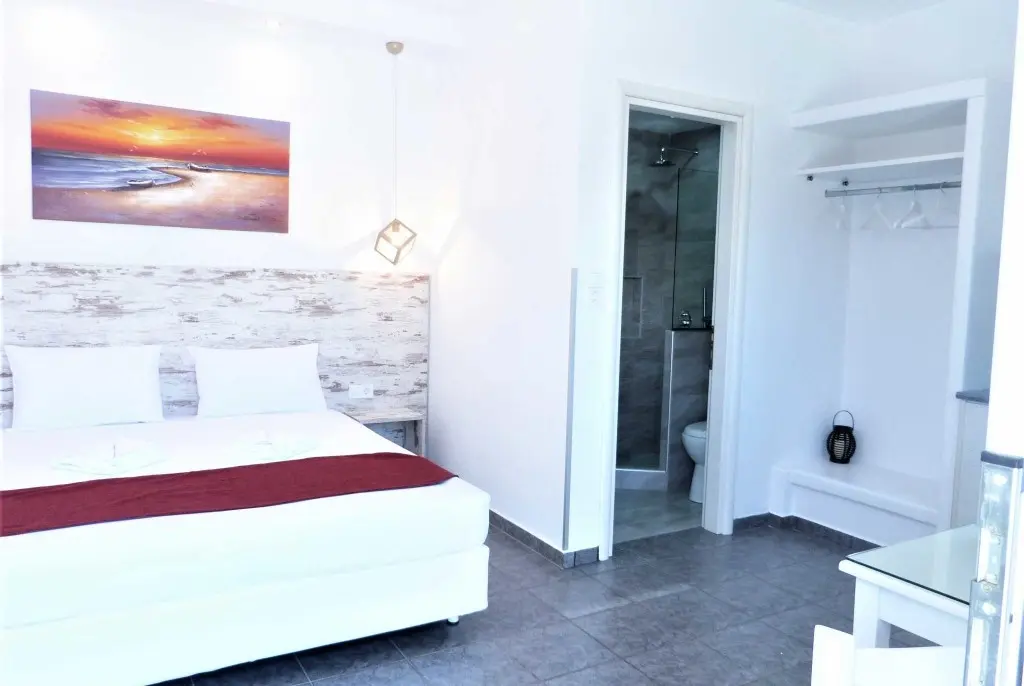 Anemos Studio Apartments gallery image 5