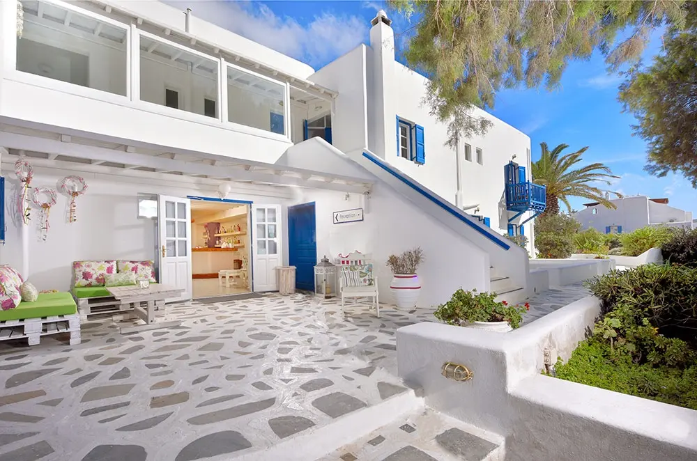 Erato Hotel
