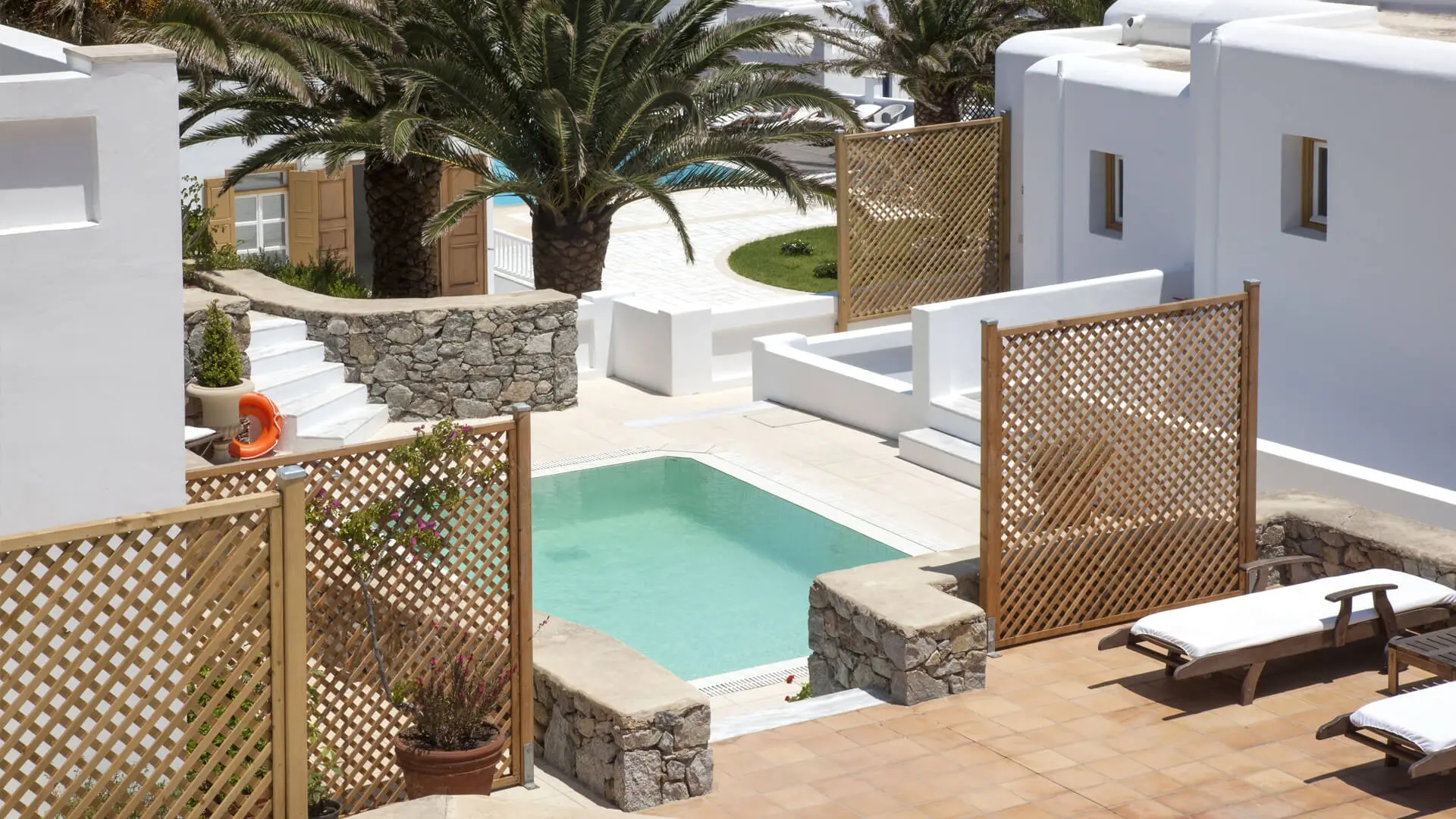 Dorion Hotel gallery image 1