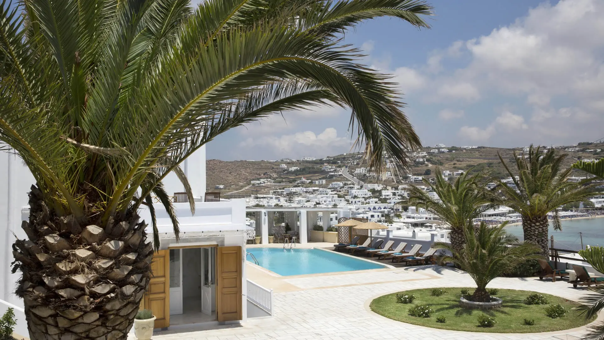 Dorion Hotel
