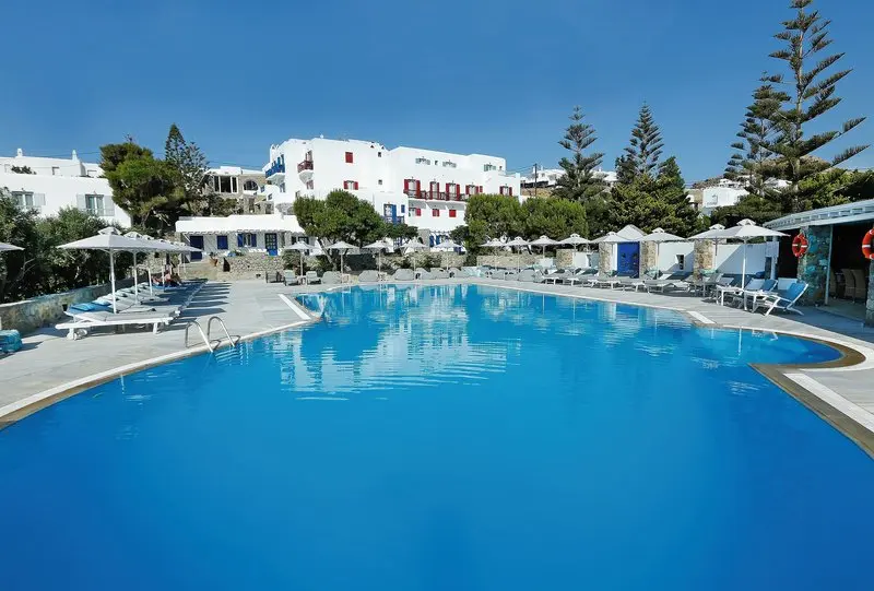 Kamari Hotel gallery image 1