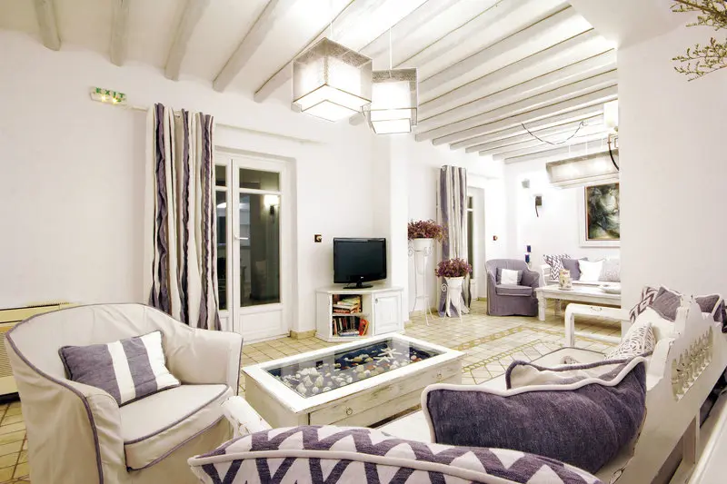 Pelican Bay Art Hotel gallery image 16