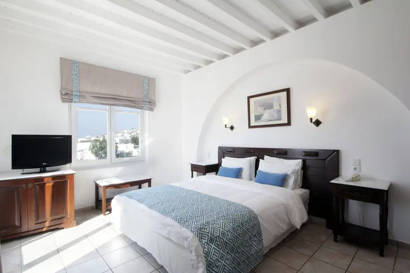 Pelican Bay Art Hotel gallery image 14