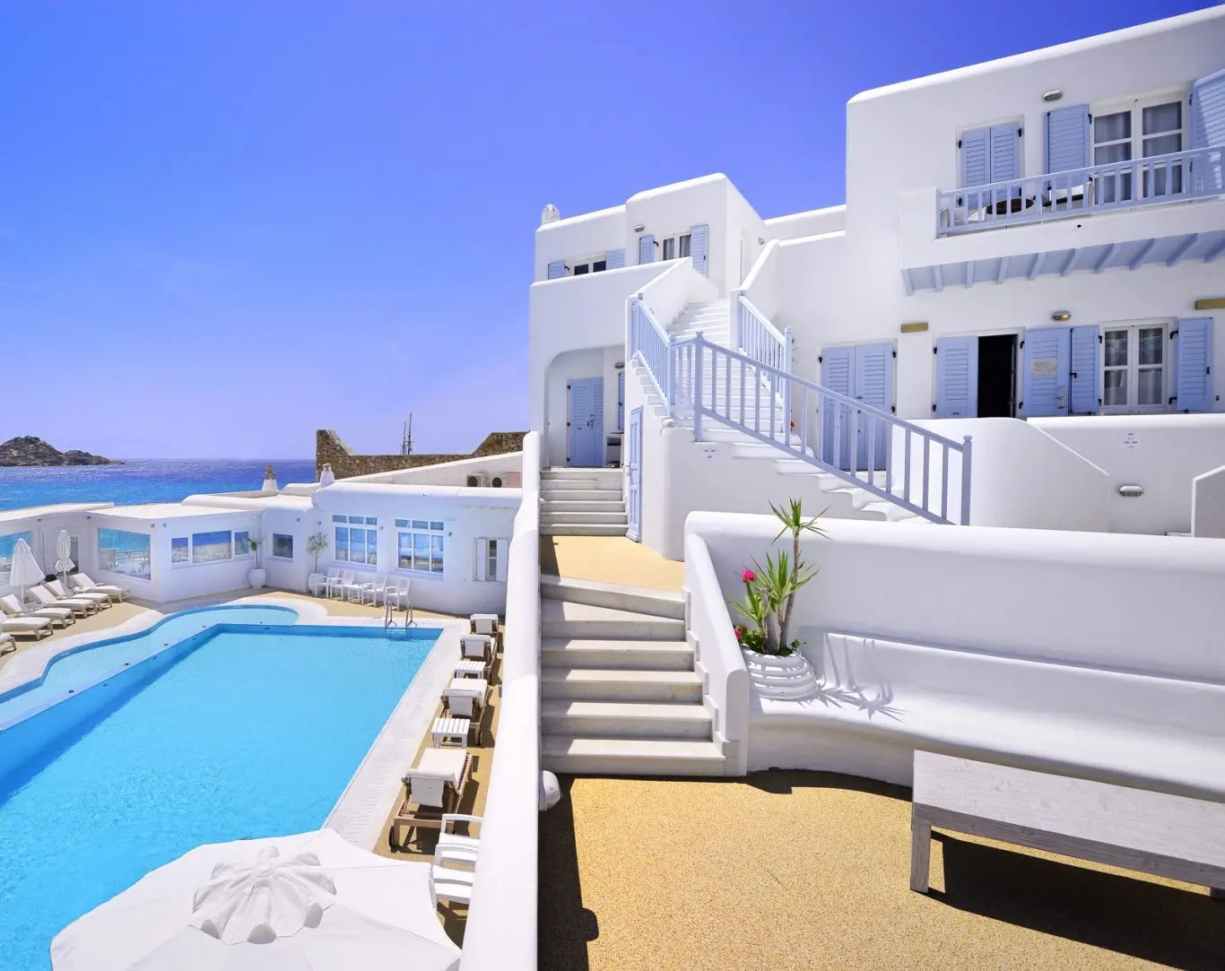 Petinos Beach Hotel
