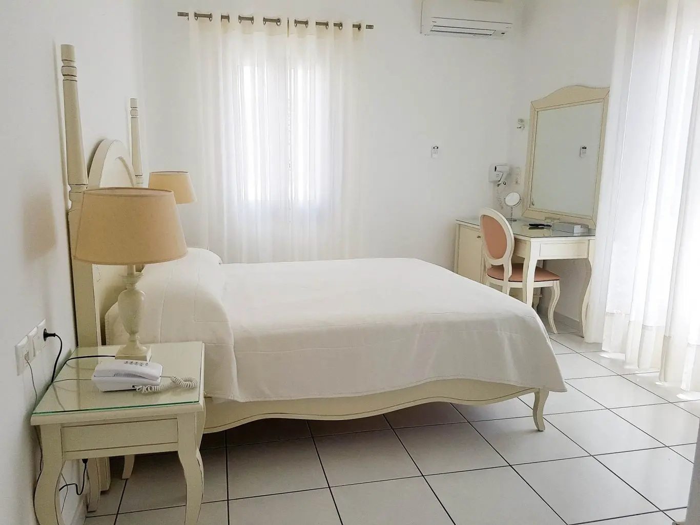Alkyon Hotel gallery image 16