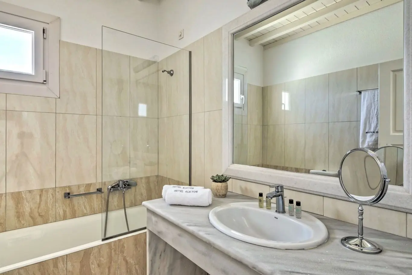 Alkyon Hotel gallery image 22