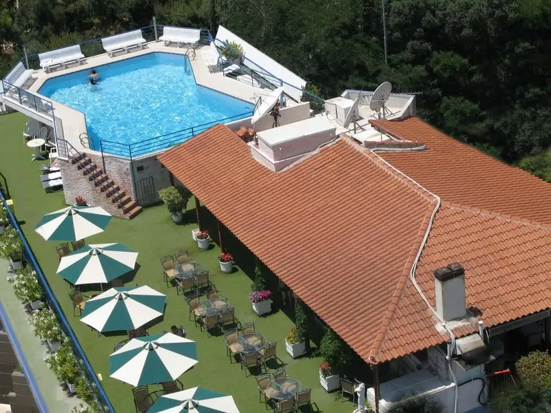 Emmantina Hotel gallery image 1