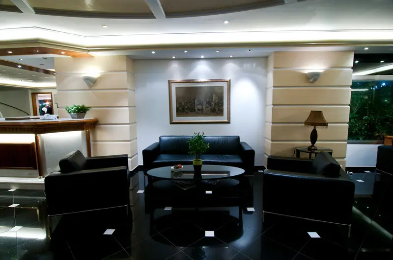 Oasis Hotel gallery image 5