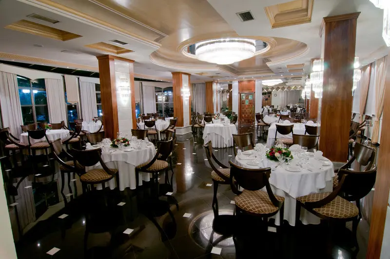 Oasis Hotel gallery image 6