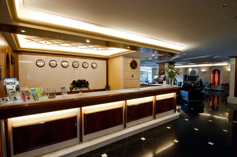 Oasis Hotel gallery image 8