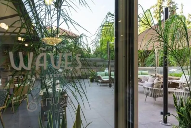 Palmyra Beach Hotel gallery image 4