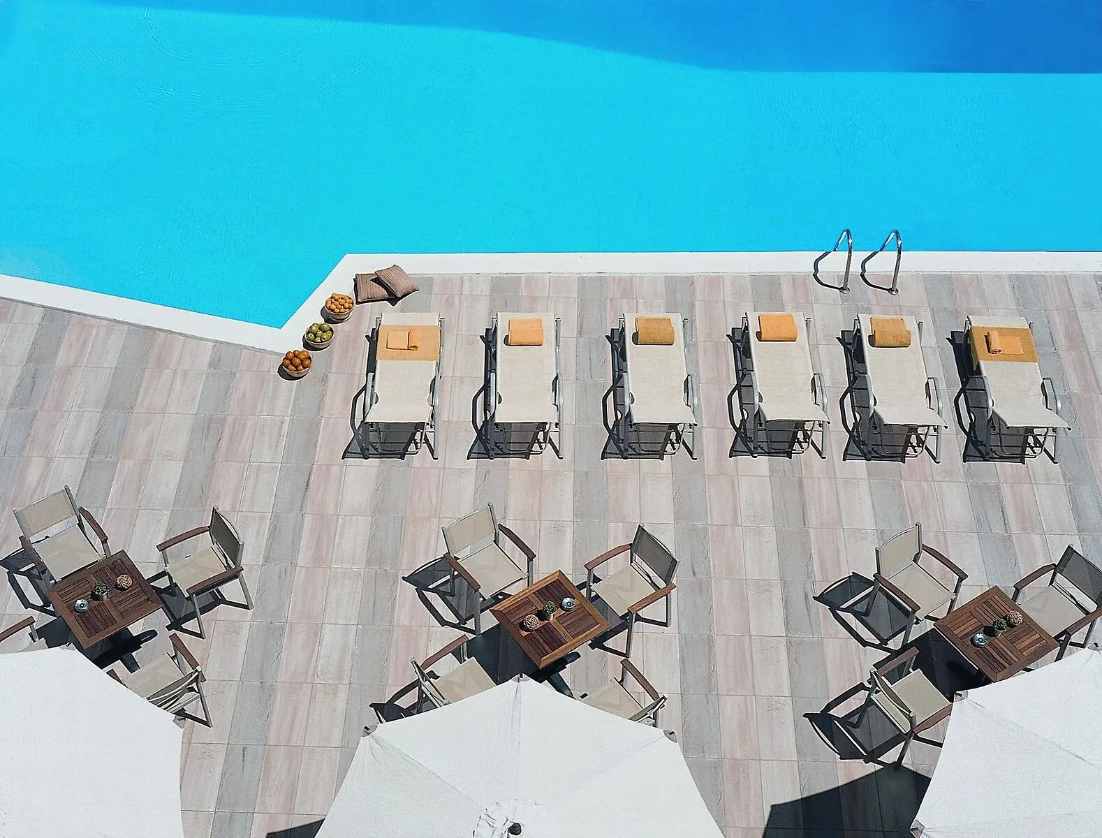 Amarilia Hotel gallery image 1