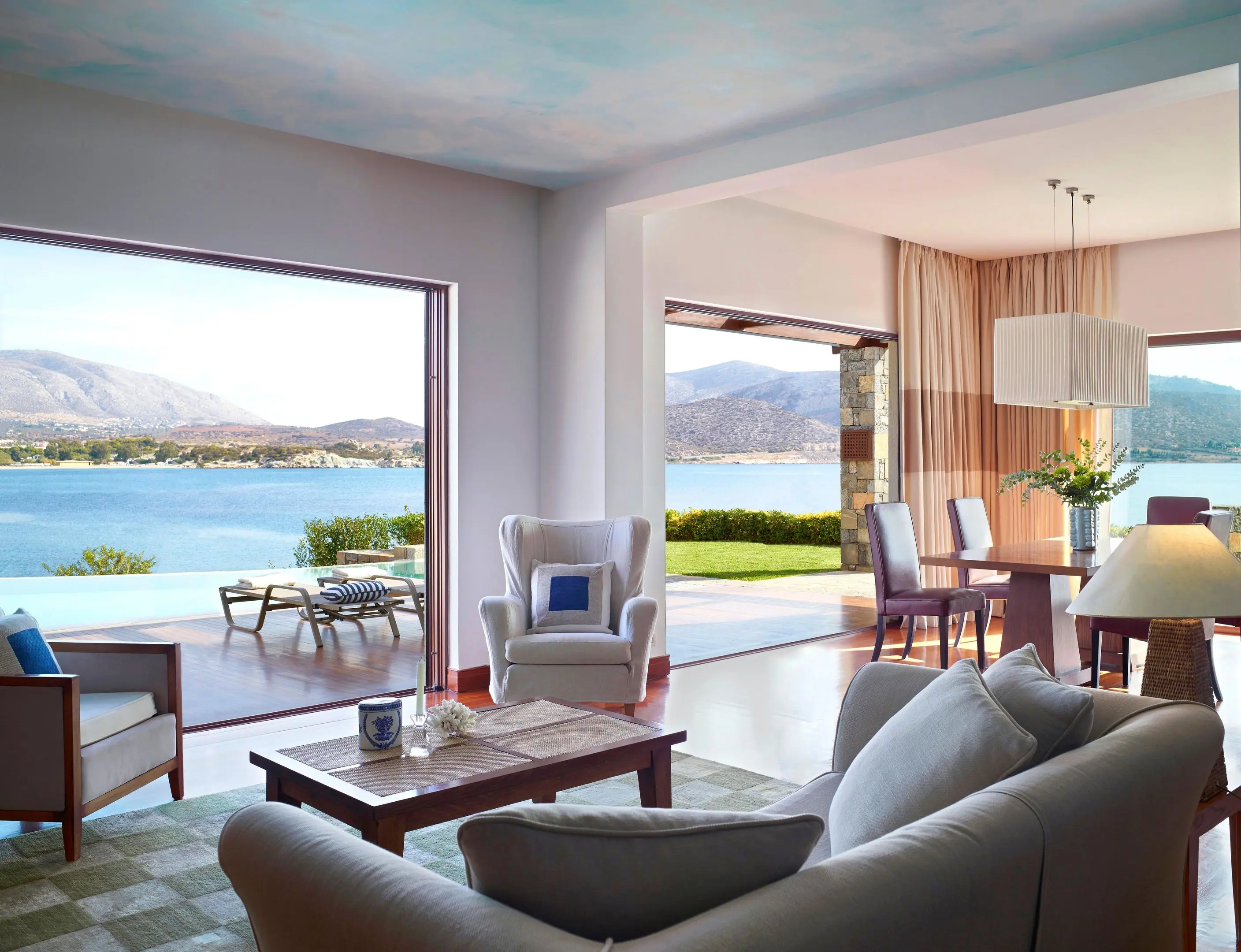 Grand Resort Lagonissi gallery image 17