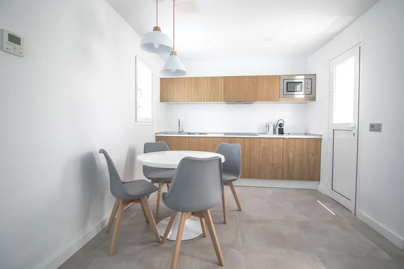 Guinate Club Apartments gallery image 10