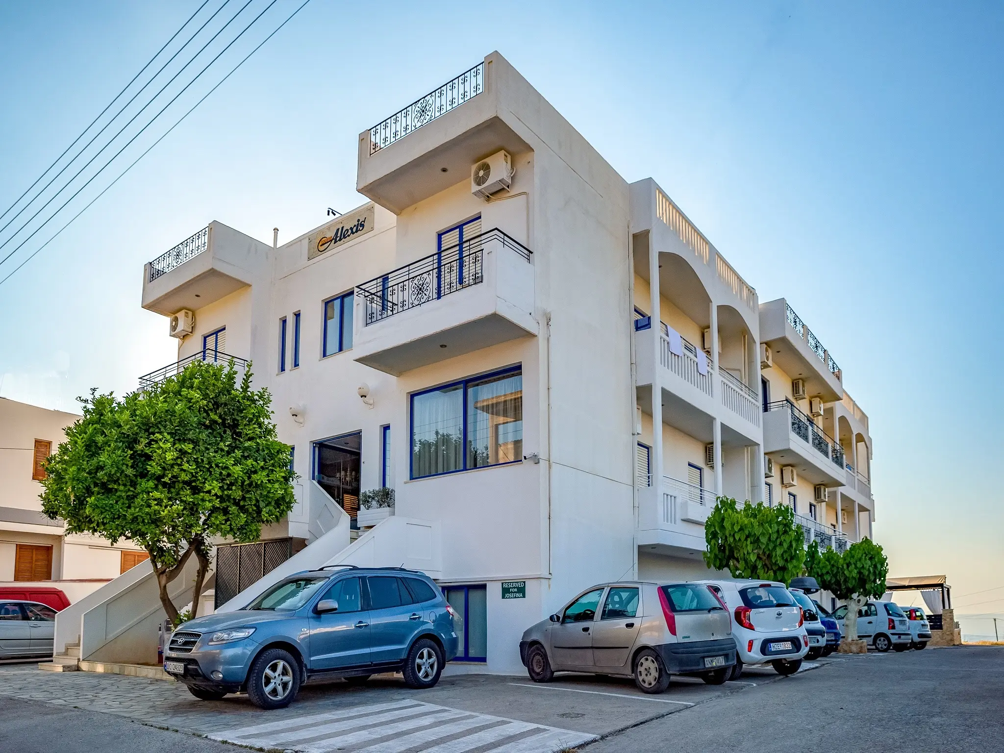 Alexis Hotel gallery image 1