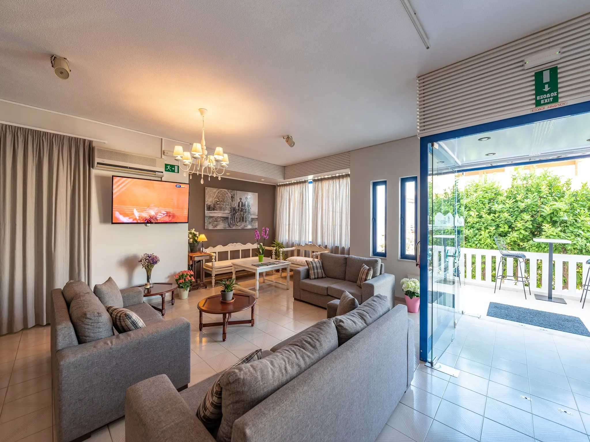 Alexis Hotel gallery image 3