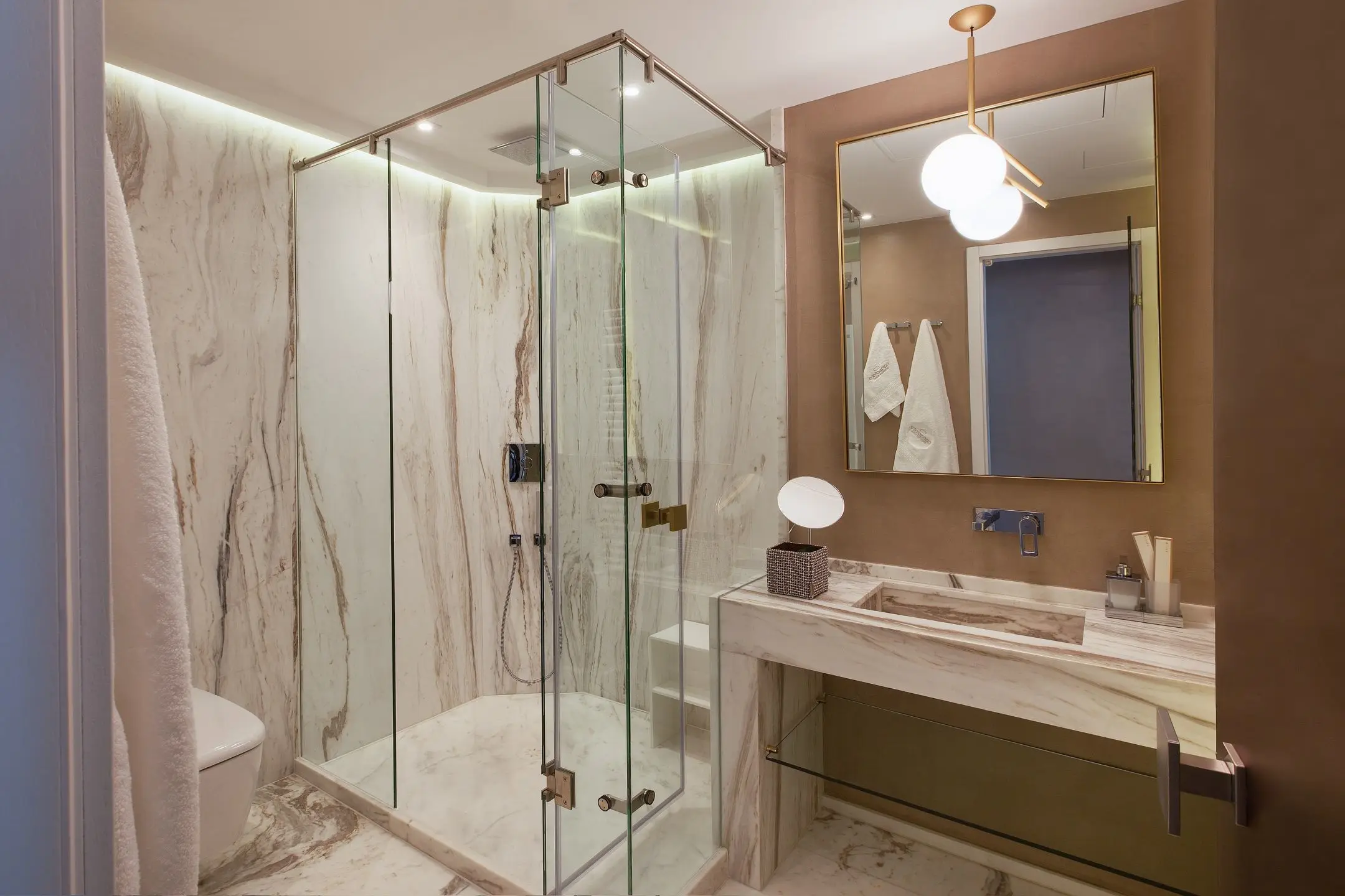 Consolato Boutique gallery image 6