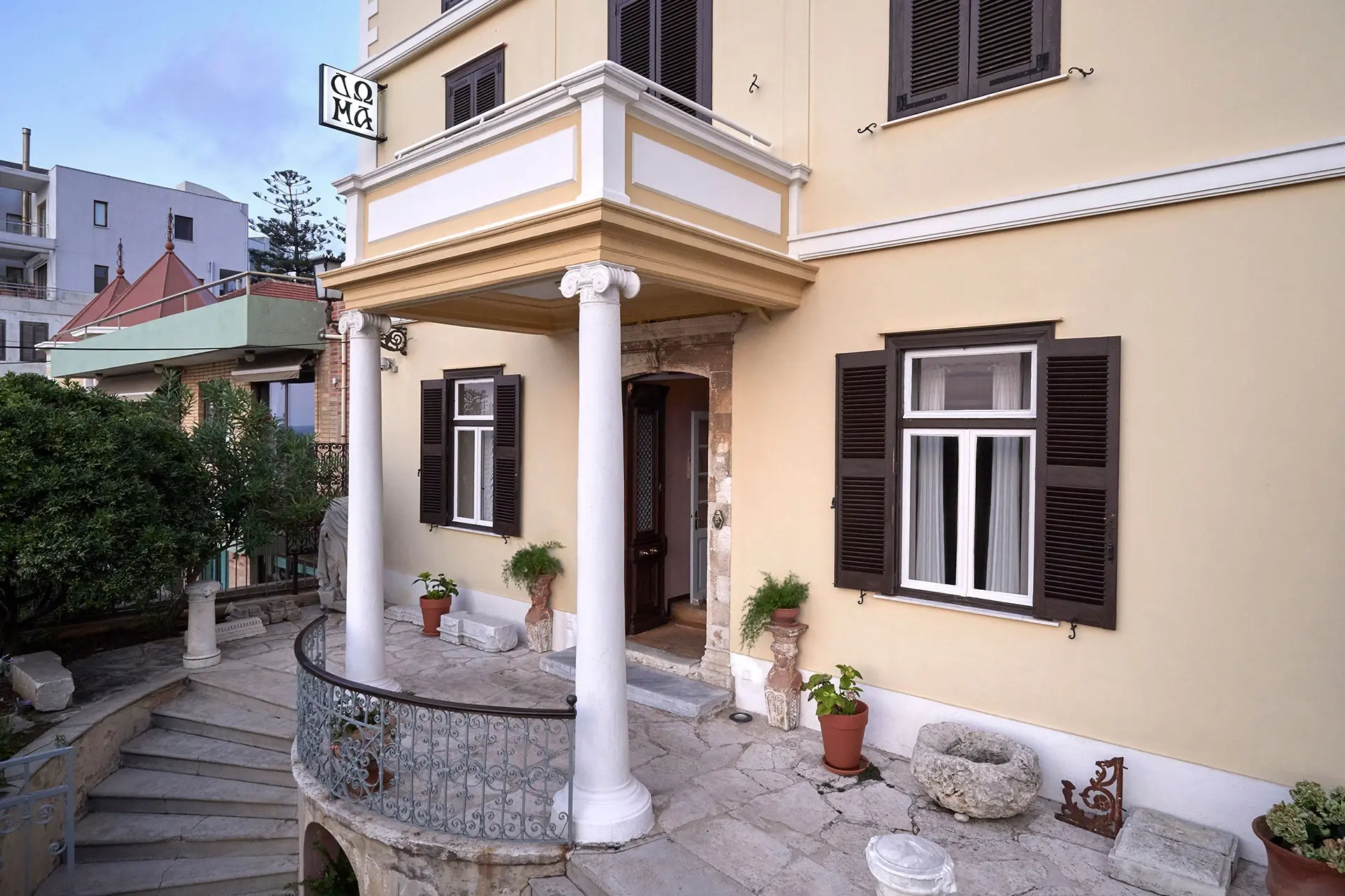 Doma Hotel