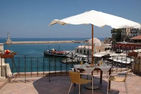 Belmondo Hotel gallery image 1