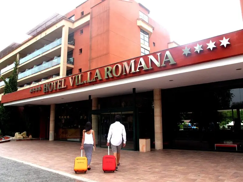 Ohtels Vilaromana gallery image 6
