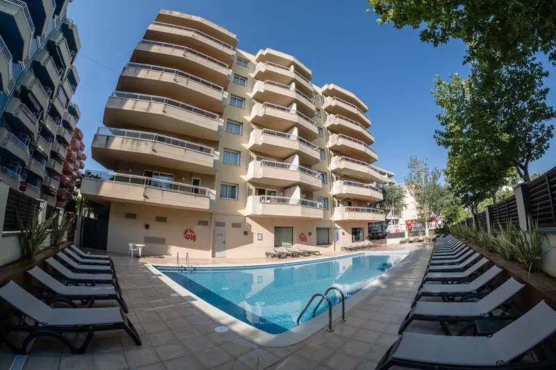California Apartments gallery image 4