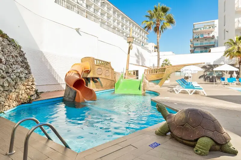Oasis Park Hotel gallery image 31