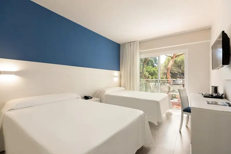 Oasis Park Hotel gallery image 9