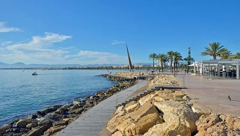Sol Costa Daurada gallery image 16