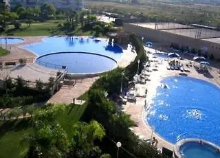 Los Juncos Apartments