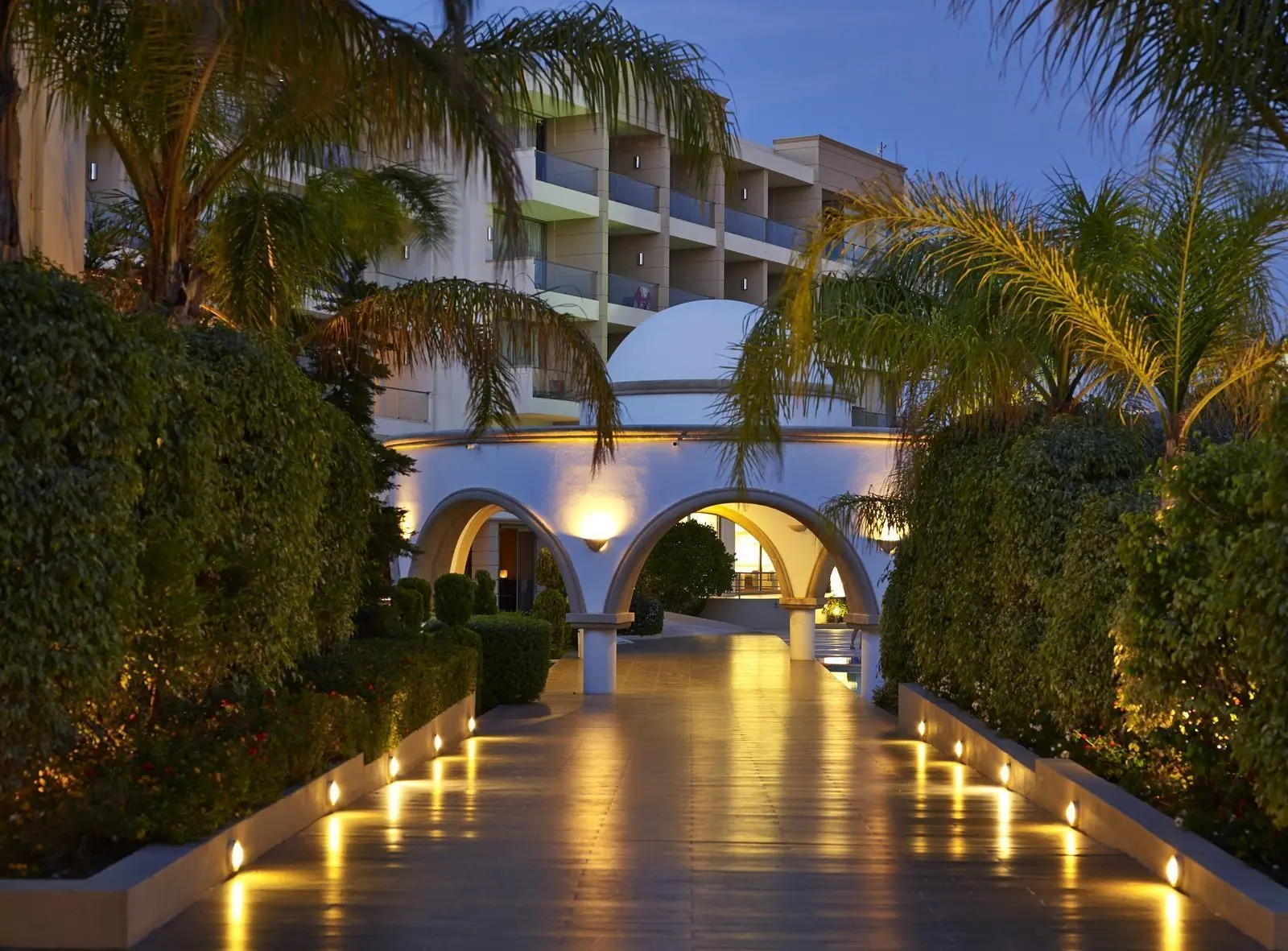 Ixian Grand Hotel gallery image 3
