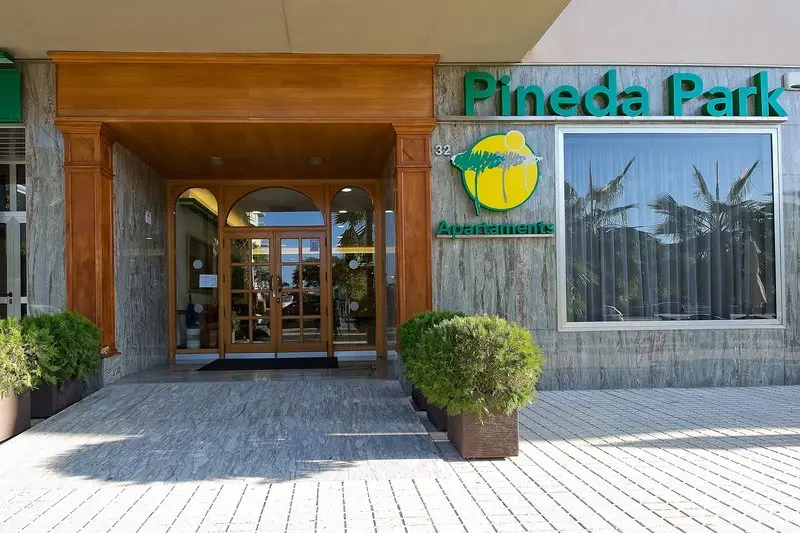 Pineda Park gallery image 3