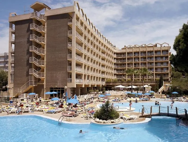Golden Avenida Family Suites
