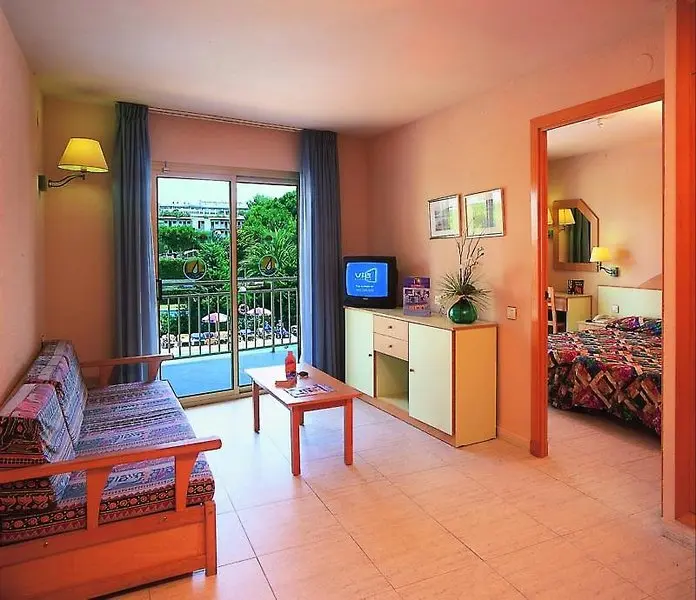Golden Avenida Family Suites gallery image 6