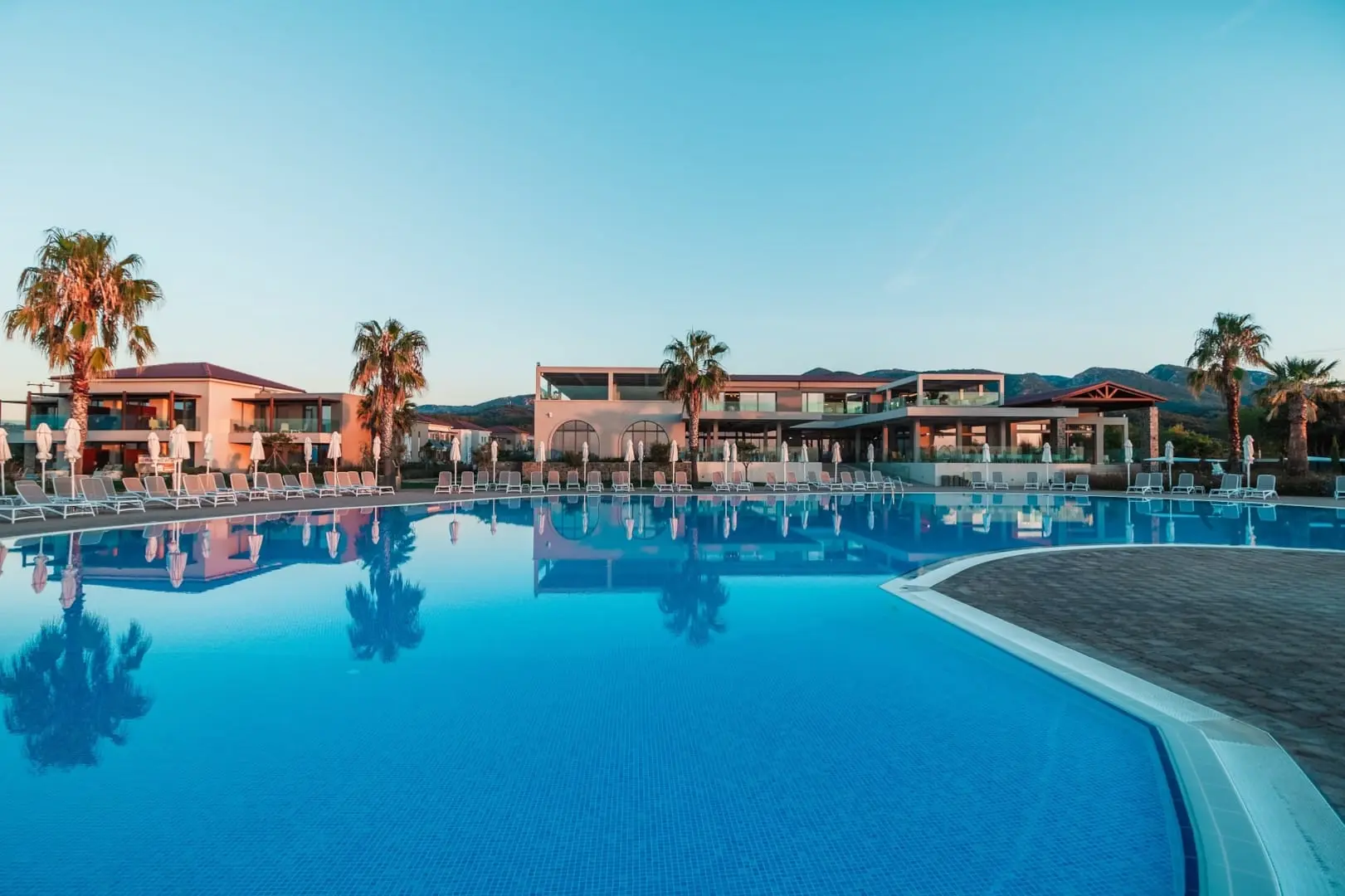Almyros Beach Resort & Spa gallery image 10