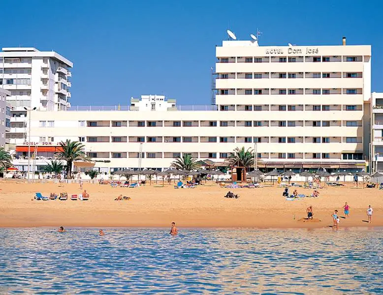 Dom Jose Beach Hotel gallery image 3