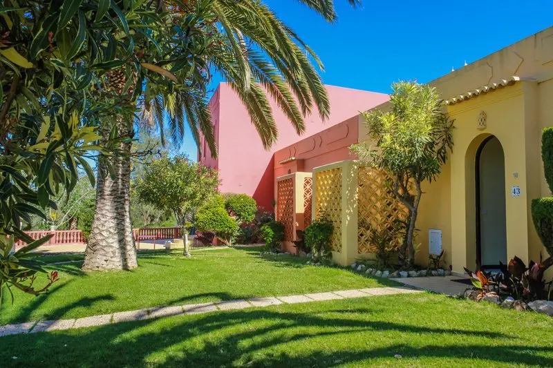 Colina Village gallery image 18