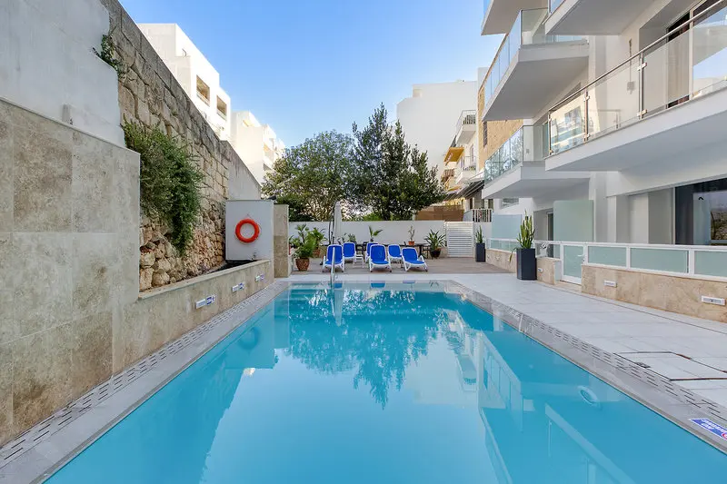 Solana Hotel & Spa gallery image 2