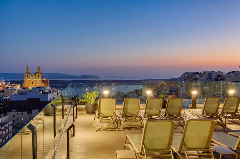 Solana Hotel & Spa gallery image 3