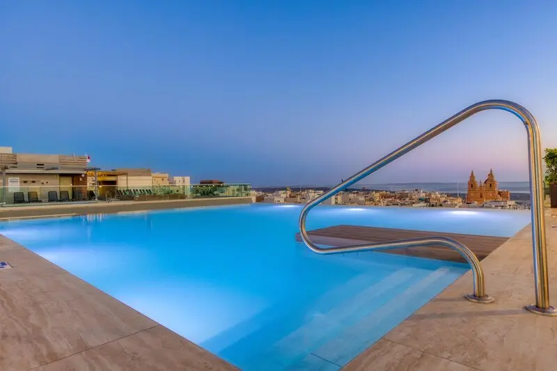 Solana Hotel & Spa gallery image 10