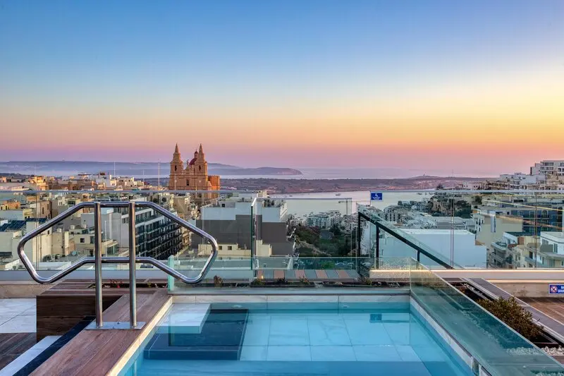 Solana Hotel & Spa gallery image 13