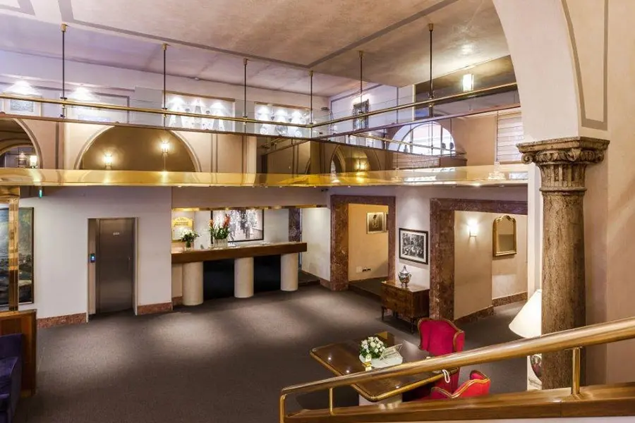 Accademia Hotel gallery image 1