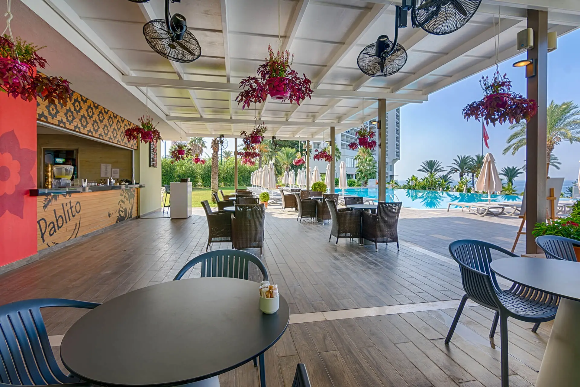 Akra Hotel gallery image 10