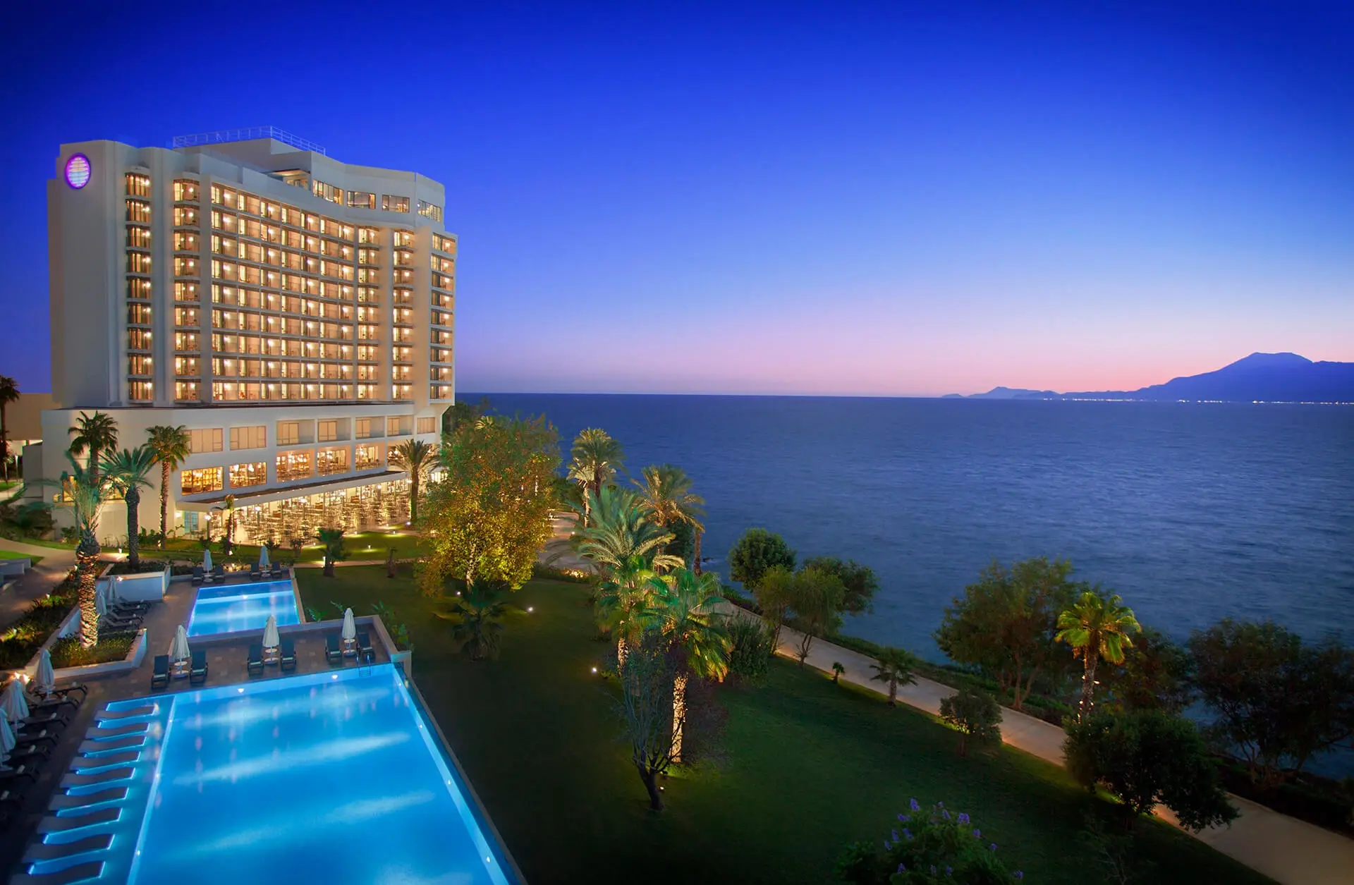 Akra Hotel gallery image 4